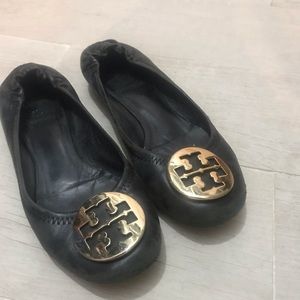 Tory Burch Reva Flat - Black and Gold